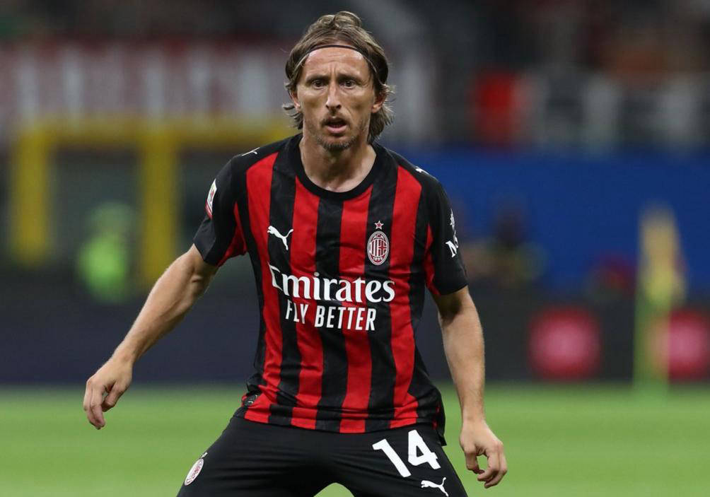 为什么棒球服的竖条纹能有效减少远距离拍摄时的视觉模糊